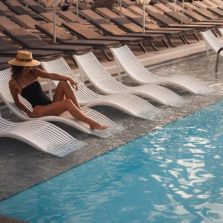 Fariones Hotel
