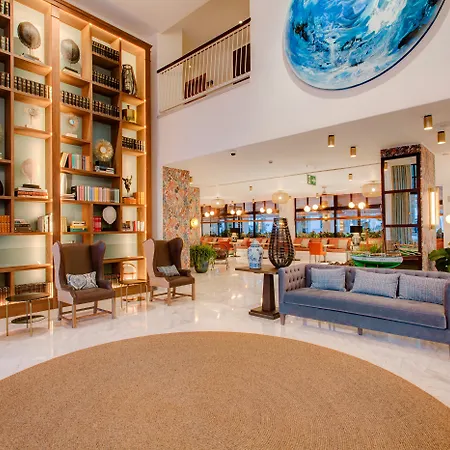 Hotel Fariones 5*