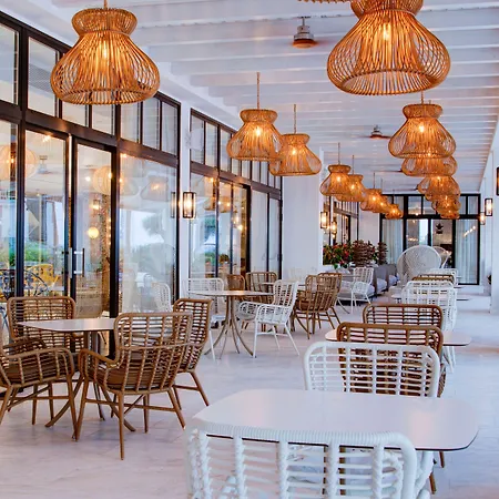 Fariones Hotel